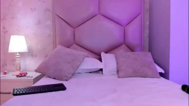 Image 12 of noa_butterfly Stream on Chaturbate on 1 month ago