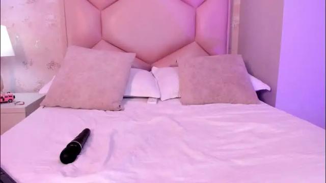 Image 6 of noa_butterfly Stream on Chaturbate on 1 month ago