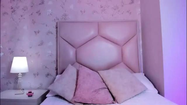 Image 3 of noa_butterfly Stream on Chaturbate on 1 month ago