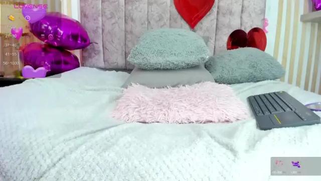 Image 11 of noah_hottie Stream on Chaturbate on 15 months ago