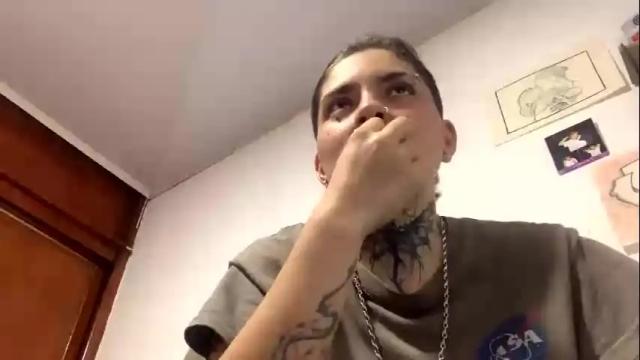 Image 4 of noah_martini Stream on Chaturbate on 1 month ago