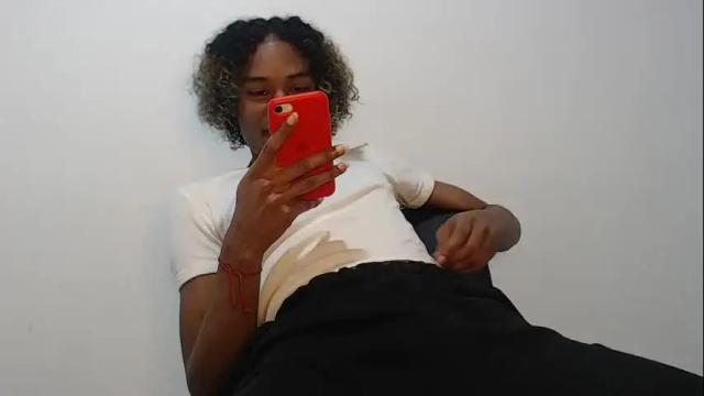 Image 10 of noah_miller7 Stream on Chaturbate on 21 days ago