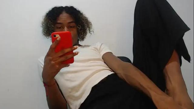 Image 12 of noah_miller7 Stream on Chaturbate on 21 days ago