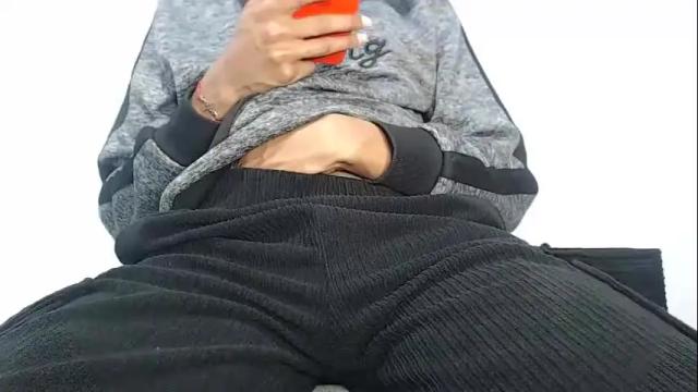 Image 12 of noah_miller7 Stream on Chaturbate on 16 days ago