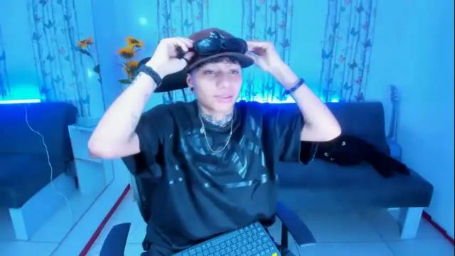 Image 3 of noah_sex0 Stream on Chaturbate on 1 month ago