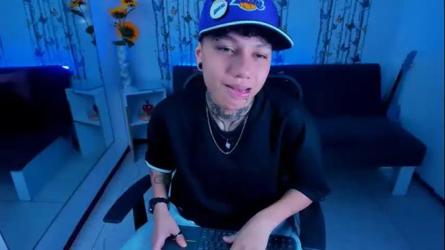 Image 6 of noah_sex0 Stream on Chaturbate on 1 month ago