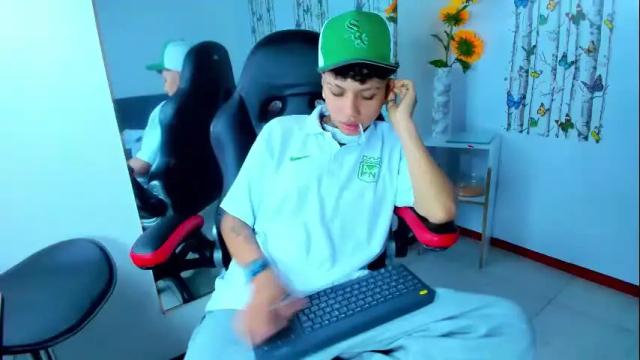 Image 11 of noah_sex0 Stream on Chaturbate on 1 month ago