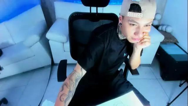 Image 7 of noah_sex0 Stream on Chaturbate on 3 months ago