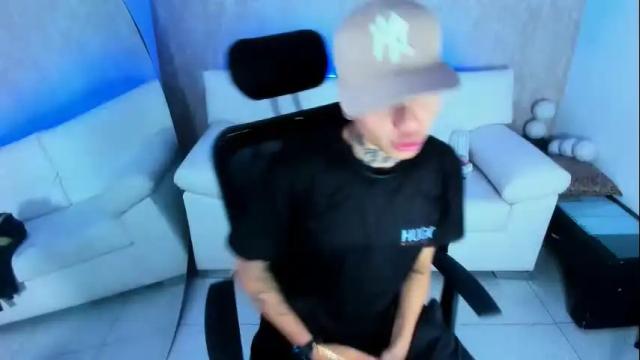 Image 8 of noah_sex0 Stream on Chaturbate on 3 months ago