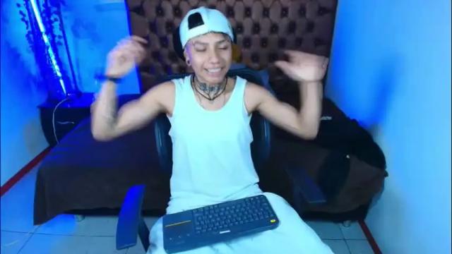 Image 2 of noah_sex0 Stream on Chaturbate on 2 months ago