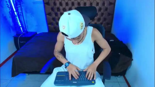 Image 4 of noah_sex0 Stream on Chaturbate on 2 months ago
