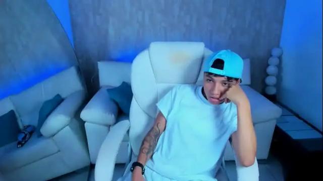 Image 10 of noah_sex0 Stream on Chaturbate on 1 month ago