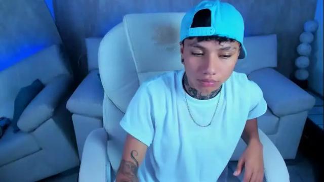 Image 8 of noah_sex0 Stream on Chaturbate on 1 month ago
