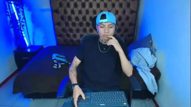 Image 2 of noah_sex0 Stream on Chaturbate on 1 month ago