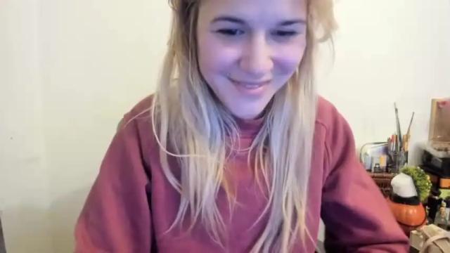 Image 3 of nocages____ Stream on Chaturbate on 16 months ago