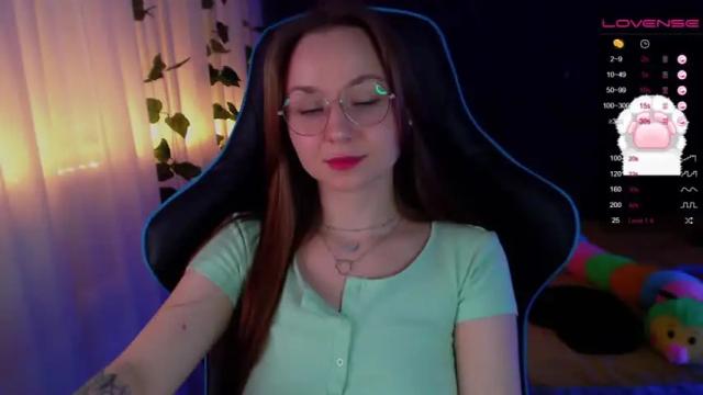Thumbnail 3, nochnoye_soltse's Stream at Chaturbate, 12 months ago