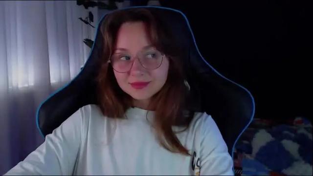 Image 12 of nochnoye_soltse Stream on Chaturbate on 5 months ago