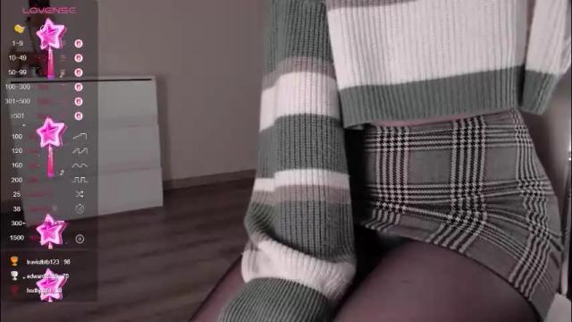 Image 7 of noelleneptune Stream on Chaturbate on 2 months ago