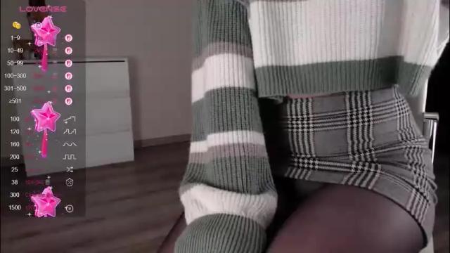 Image 12 of noelleneptune Stream on Chaturbate on 2 months ago