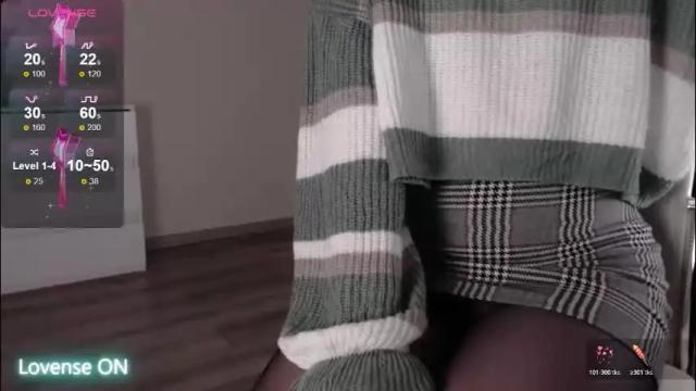 Image 6 of noelleneptune Stream on Chaturbate on 1 month ago