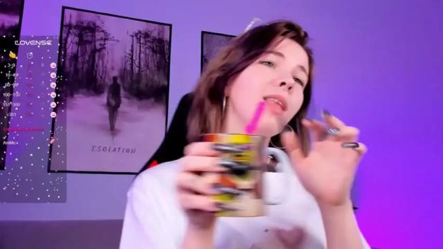 Image 12 of noellestone Stream on Chaturbate on 16 months ago