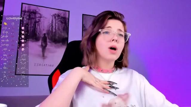Image 7 of noellestone Stream on Chaturbate on 16 months ago