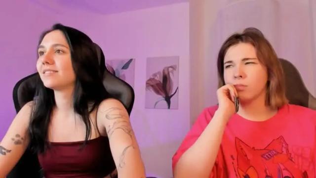 Image 6 of noellestone Stream on Chaturbate on 14 months ago
