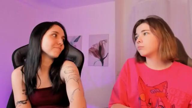Image 8 of noellestone Stream on Chaturbate on 14 months ago