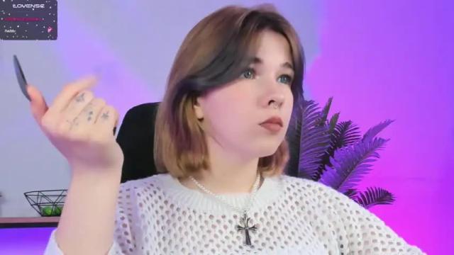 Image 4 of noellestone Stream on Chaturbate on 16 months ago