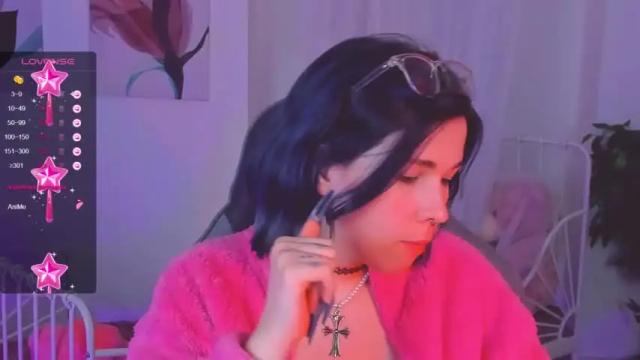 Image 7 of noellestone Stream on Chaturbate on 13 months ago
