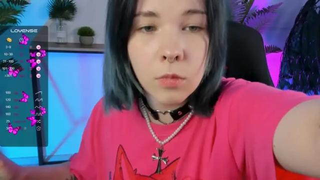 Image 11 of noellestone Stream on Chaturbate on 15 months ago