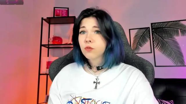 Image 2 of noellestone Stream on Chaturbate on 15 months ago