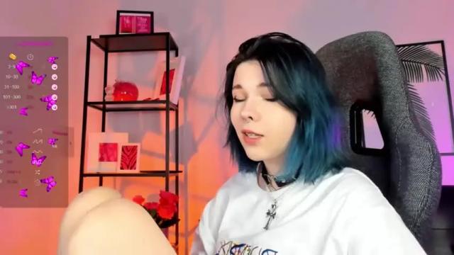 Image 6 of noellestone Stream on Chaturbate on 15 months ago