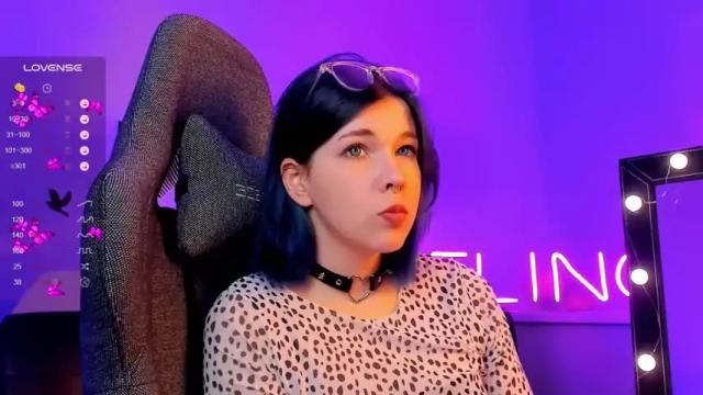 Image 3 of noellestone Stream on Chaturbate on 15 months ago