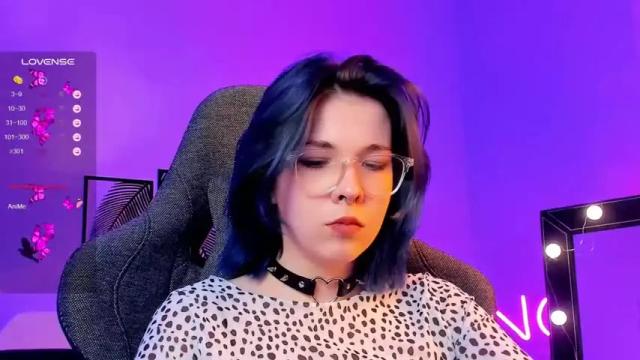 Image 6 of noellestone Stream on Chaturbate on 15 months ago