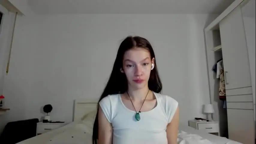 noemiandress Chaturbate