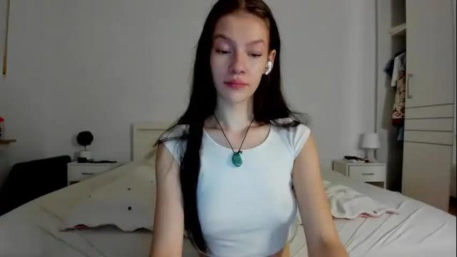 Image 4 of noemiandress Stream on Chaturbate on 1 month ago