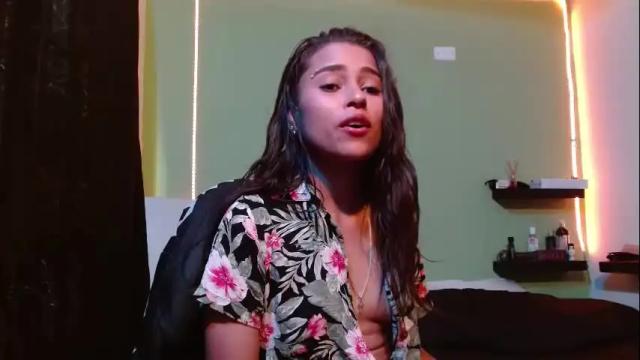 Image 3 of noha_thomson Stream on Chaturbate on 28 days ago