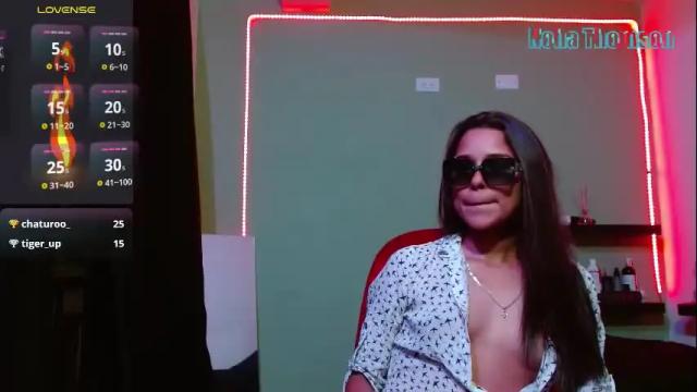 Image 7 of noha_thomson Stream on Chaturbate on 1 month ago