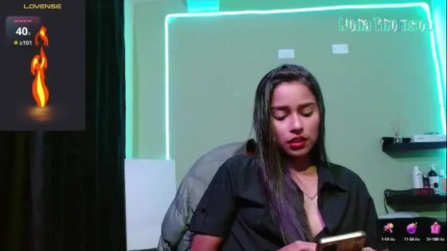 Image 2 of noha_thomson Stream on Chaturbate on 5 days ago