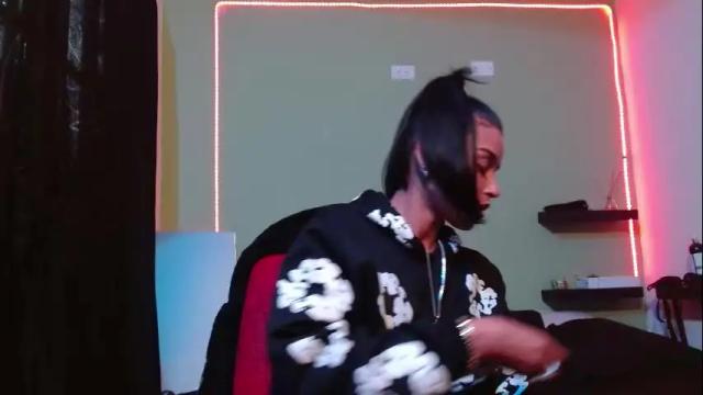 Image 3 of noha_thomson Stream on Chaturbate on 1 month ago