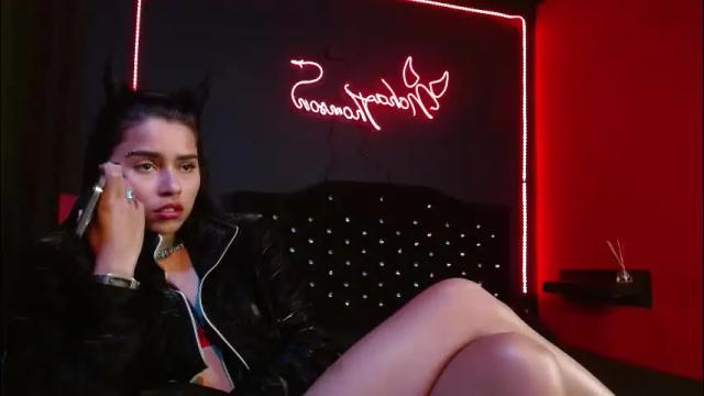 Image 10 of noha_thomson Stream on Chaturbate on 6 days ago