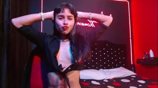 Image 10 of noha_thomson Stream on Chaturbate on 20 days ago