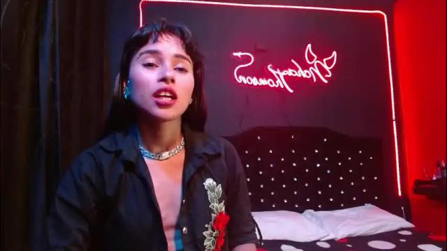 Image 12 of noha_thomson Stream on Chaturbate on 20 days ago