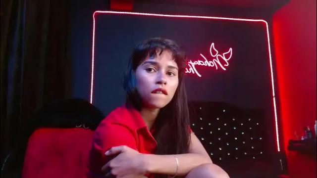 Image 12 of noha_thomson Stream on Chaturbate on 15 days ago