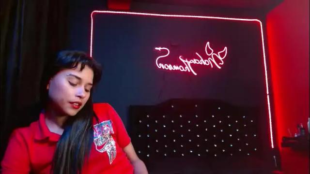 Image 8 of noha_thomson Stream on Chaturbate on 15 days ago