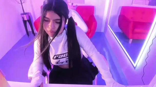 Image 11 of nohemi_mills Stream on Chaturbate on 15 months ago