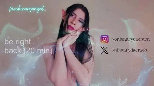 Image 2 of nonbinaryangel_ Stream on Chaturbate on 12 months ago