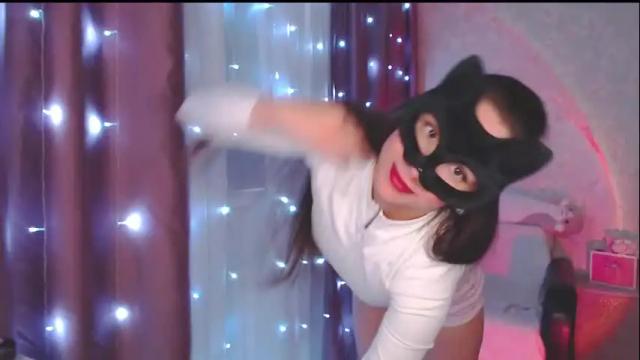 Image 11 of nonude_eva Stream on Chaturbate on 5 months ago