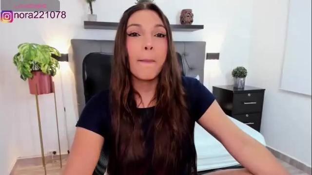 Image 7 of nora22xx Stream on Chaturbate on 1 month ago
